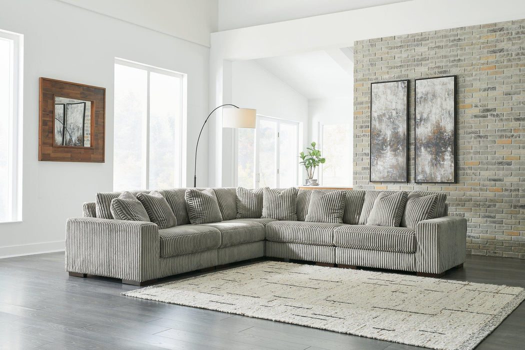 Lindyn Living Room Set