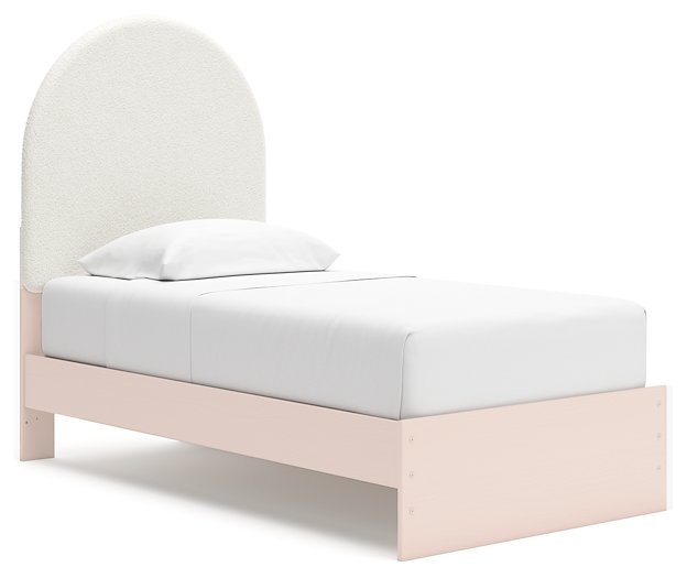 Wistenpine Upholstered Bed with Storage